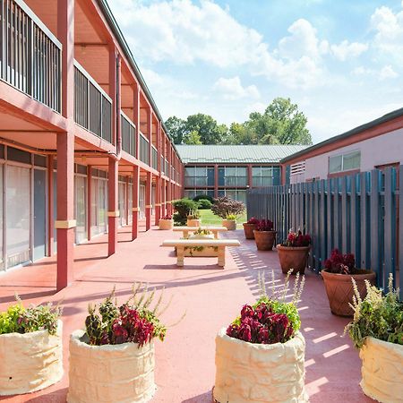 Americas Best Value Inn St. Joseph At I-29 Zewnętrze zdjęcie