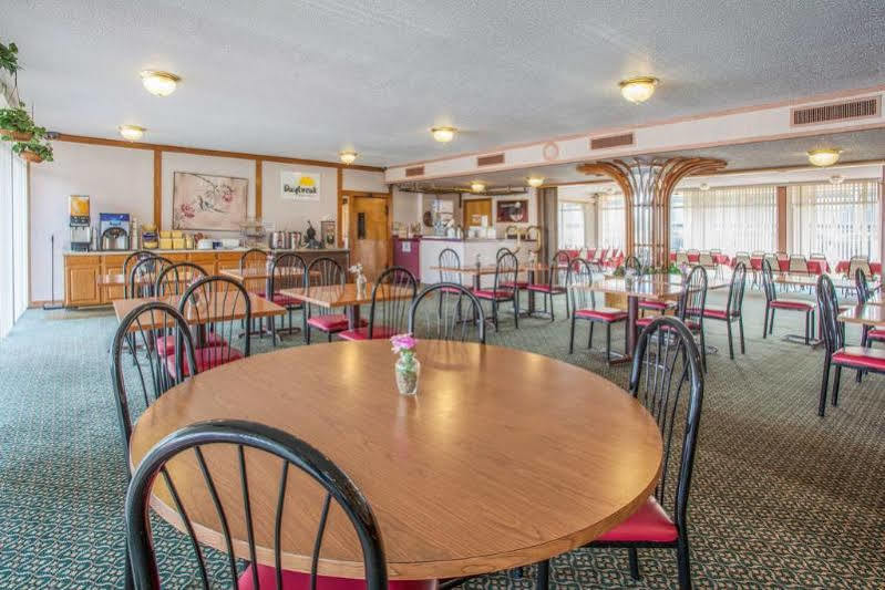 Americas Best Value Inn St. Joseph At I-29 Zewnętrze zdjęcie
